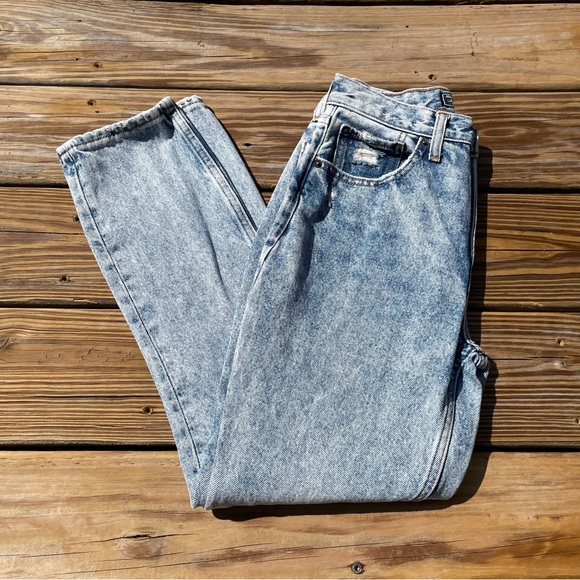 Abercrombie & Fitch Denim - Abercrombie & Fitch high Rise Mom Jeans